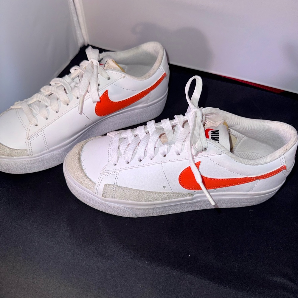 Nike Blazer Low Platform Summit White Orange